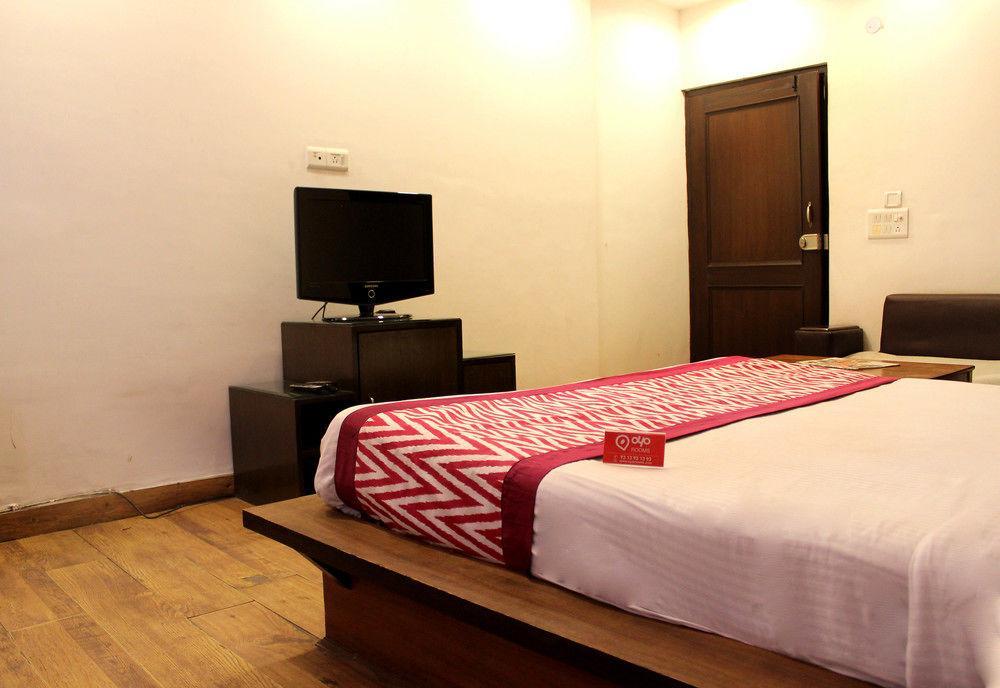Fabexpress Rajdeep Palace Hotel 3*