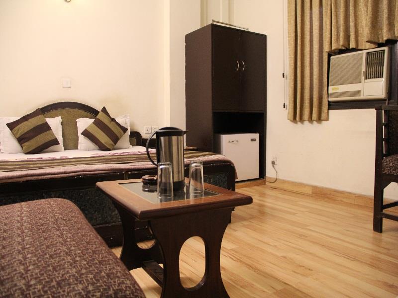 Fabhotel Darbar 3*
