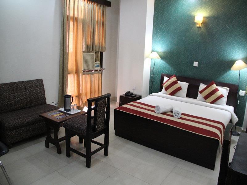 Fabhotel Darbar Hotel