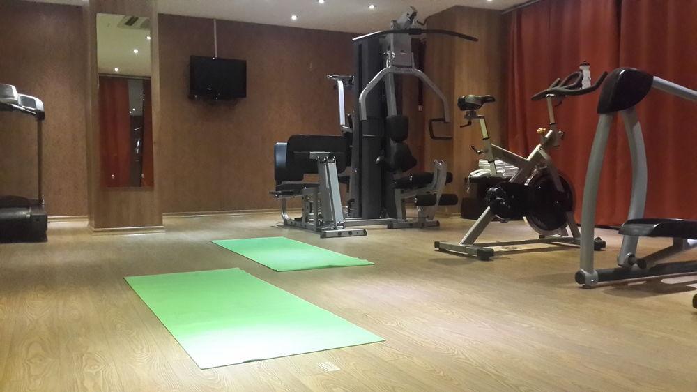 Corporate Regency Hotel 4*