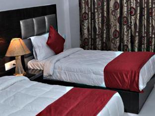 Fabexpress Lotus Palace Hotel New Delhi
