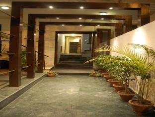 Deer Parkk Hotel 3*