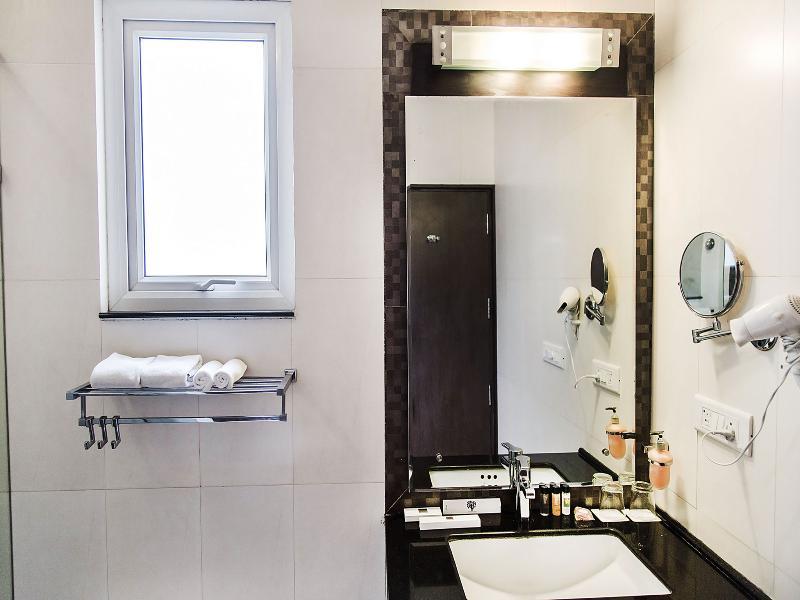 Hotel Mantra Amaltas New Delhi