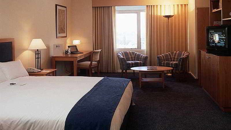 Emperor Palms Hotel New Delhi