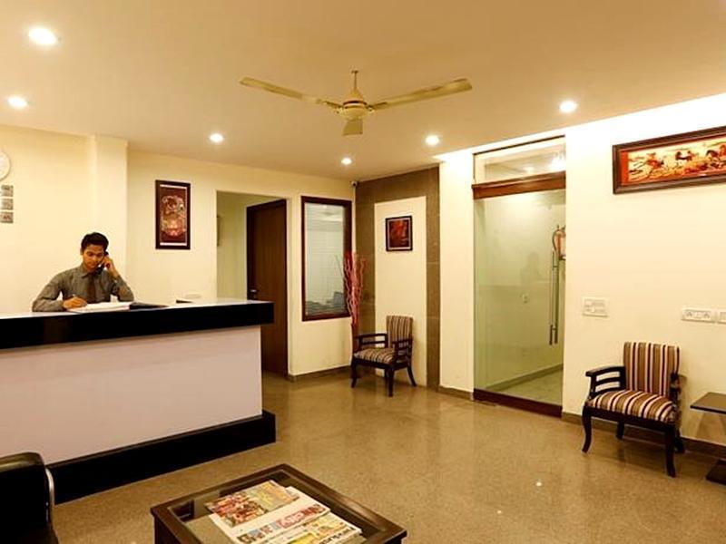 Chanakya Hotel 4*