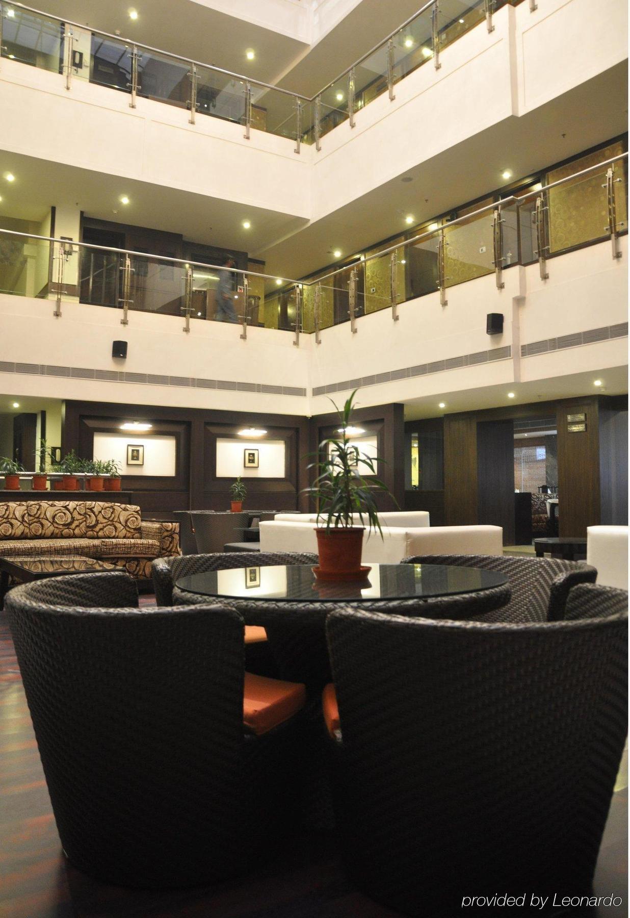 Pitrashish Pride Igi Intl Airport Hotel 4*