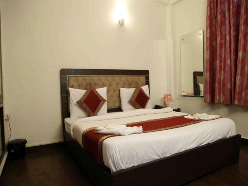 Alaska Hotel 2*