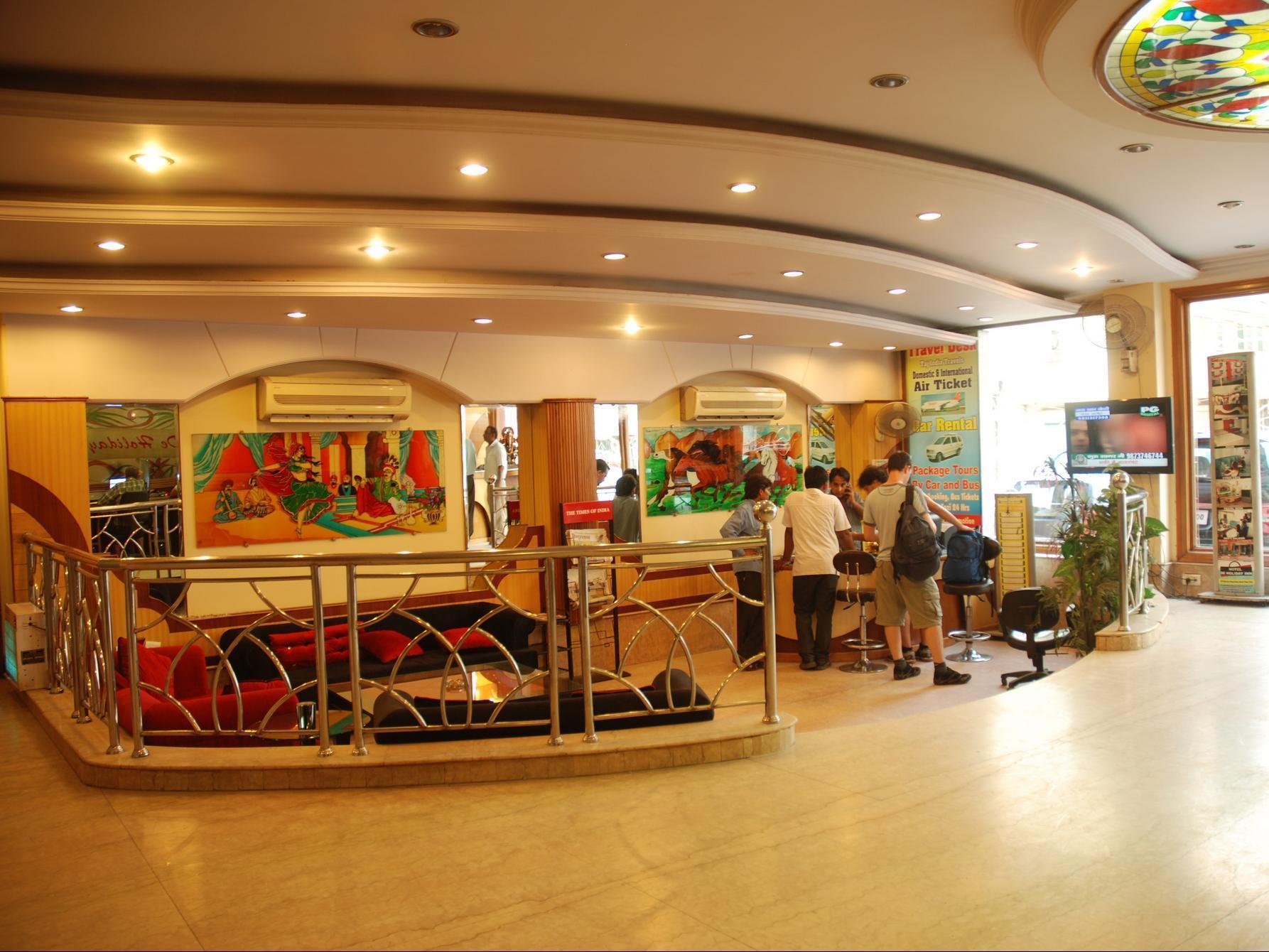 De International @ Station Hotel 3*