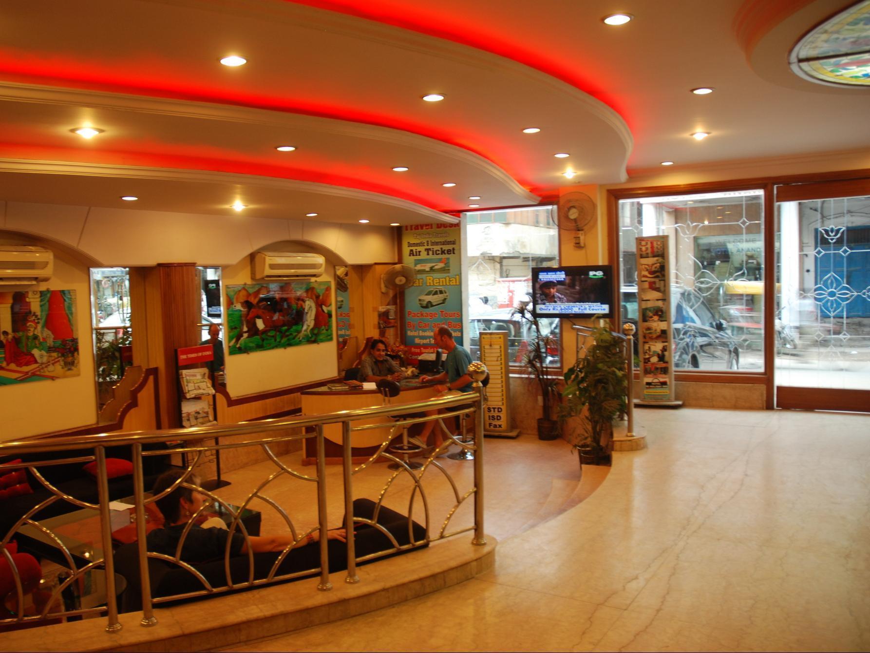 De International @ Station 3* New Delhi