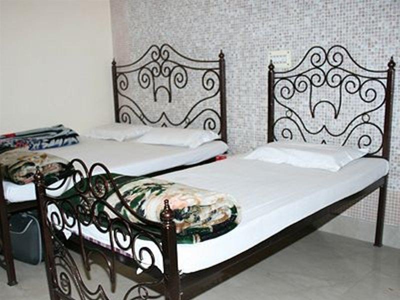 Bless Hotel New Delhi