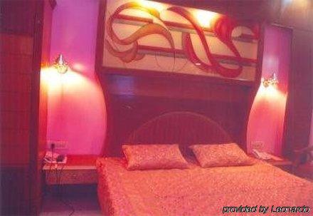 Karat 87 Hotel New Delhi
