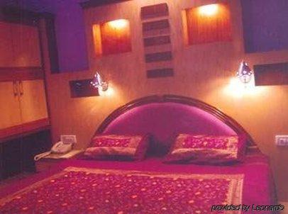 Karat 87 Hotel 3*