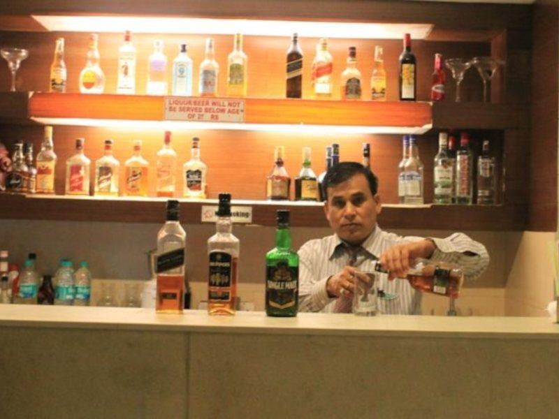 Hotel Apra Inn New Delhi