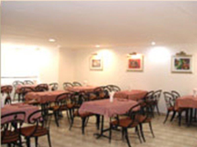 Hotel Metro Continental Delhi (National Capital Territory of India)