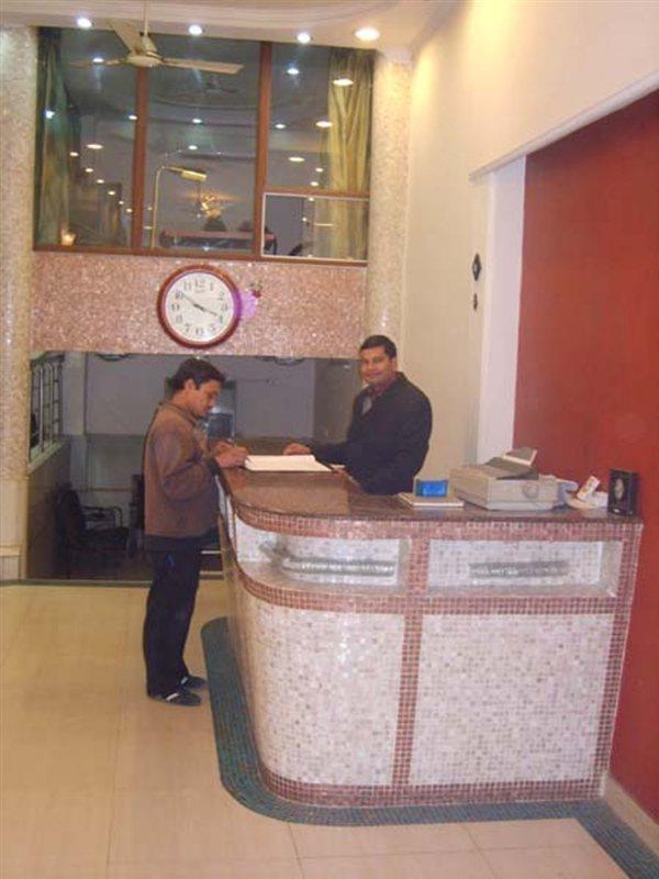 Pearl Plaza