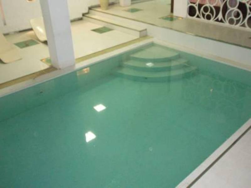 Hotel The White Klove 3*