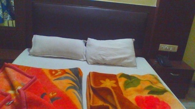 Sahara International Deluxe Hotel 2*