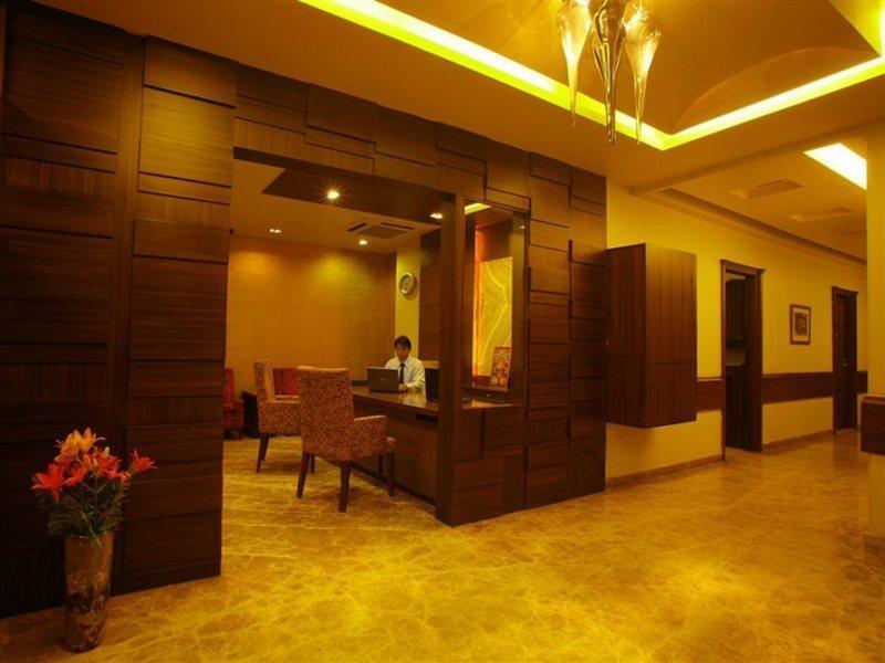 Hotel The Orion - Greater Kailash
