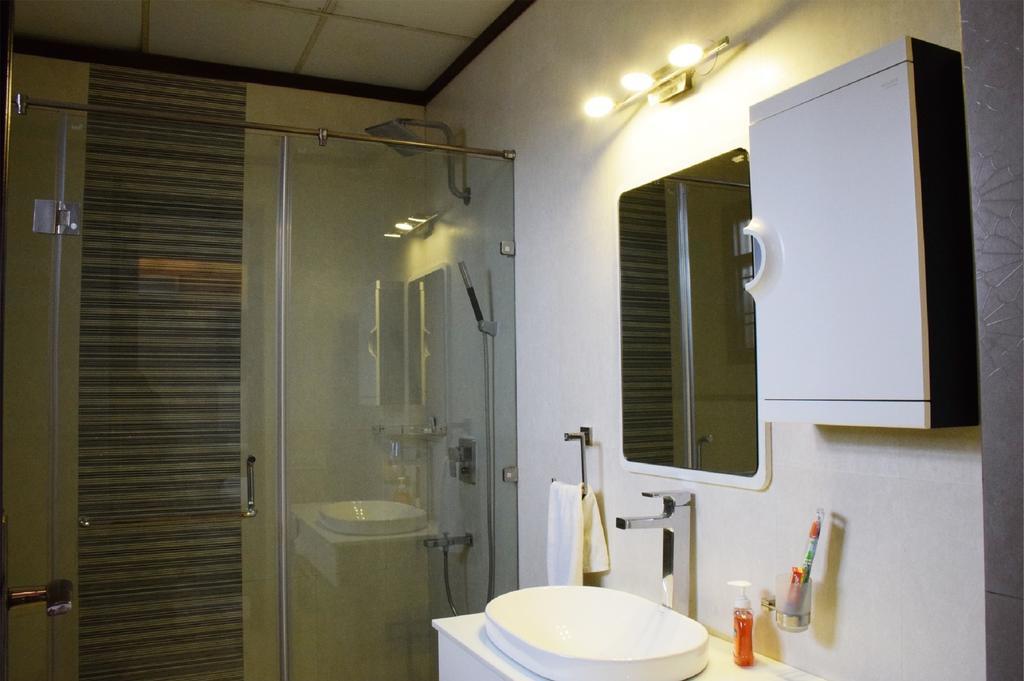 When In Gurgaon - Service Apartments, Near Medanta Medicity
