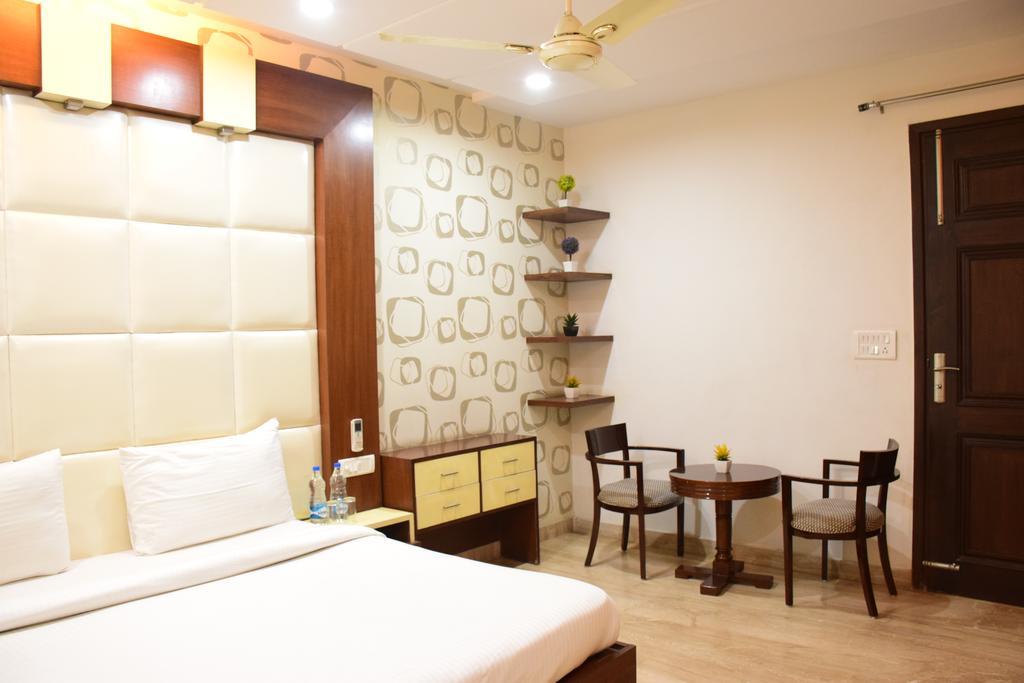 When In Gurgaon - Service Apartments, Near Medanta Medicity