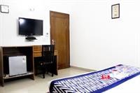 Hotel Oyo Premium Hari Nagar 3*