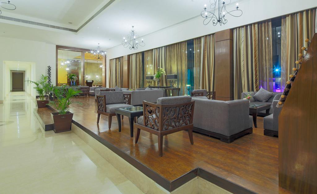Hotel Orana & 4*