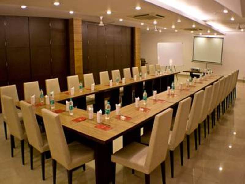 Hotel Fabexpress Le Grand