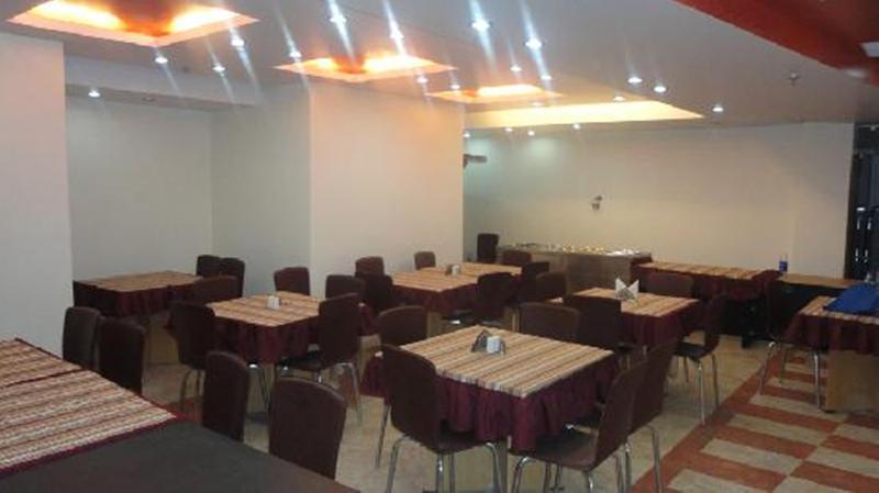 Hotel The Daanish Residency - Karol Bagh 3*