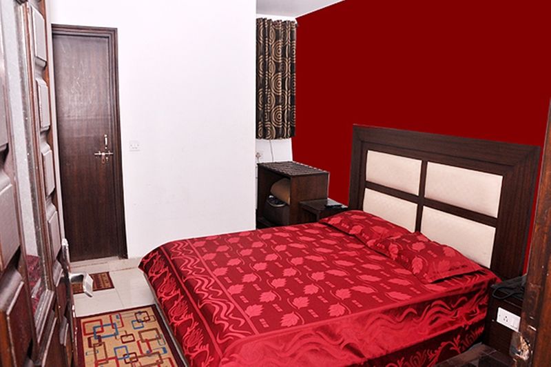 Hotel Oyo 7781 Sai International New Delhi