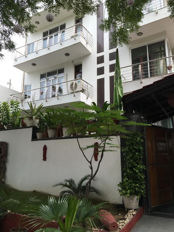 Shanti Hotel 3*