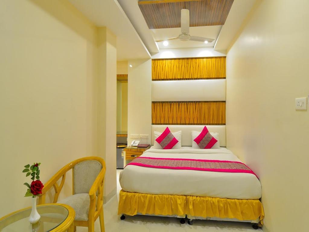Aman Continental - 2mins From Railway Station And 5 Mins From Metro Hotel 3*