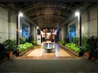 Parkland 3* New Delhi