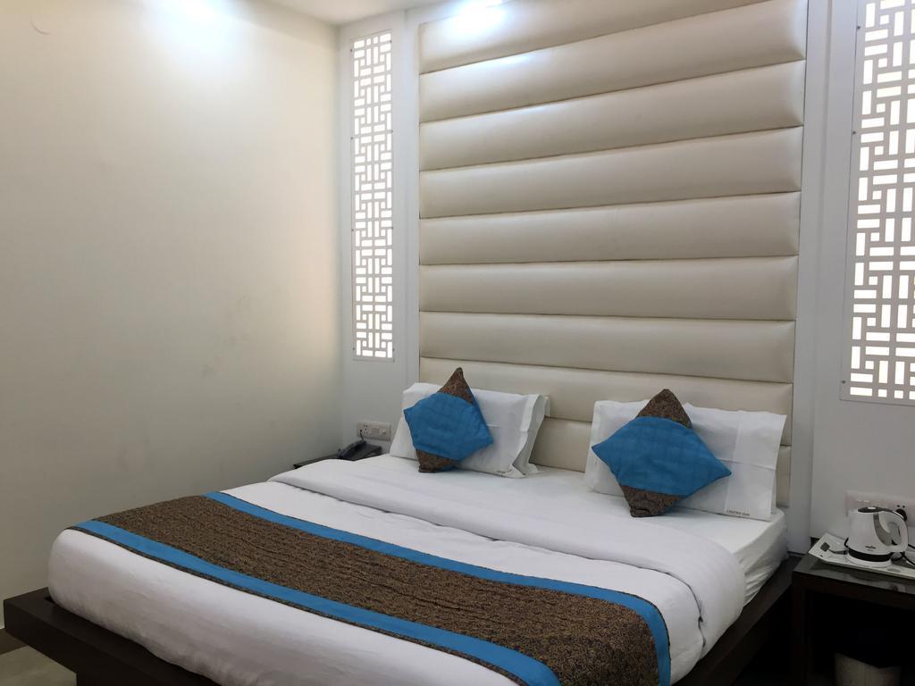 Vanson - Near Connaught Place Hotel 3*