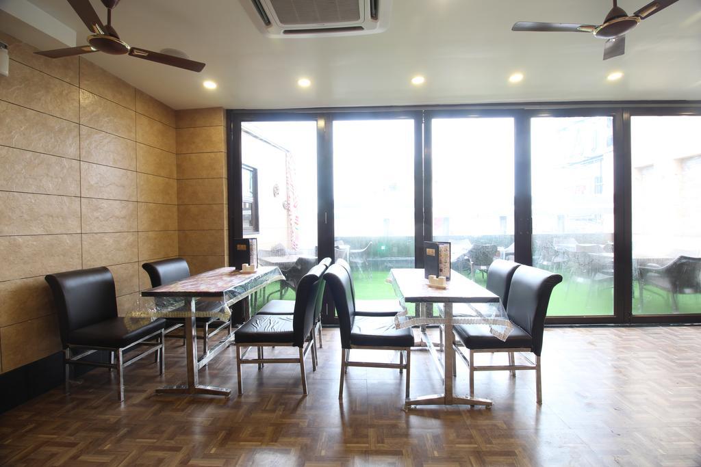 Vanson - Near Connaught Place 3* New Delhi
