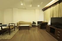 Skon Boutique By Orion Hotel