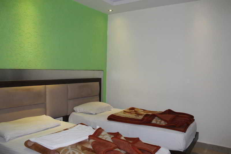 Hotel Apra Deluxe Nova Deli