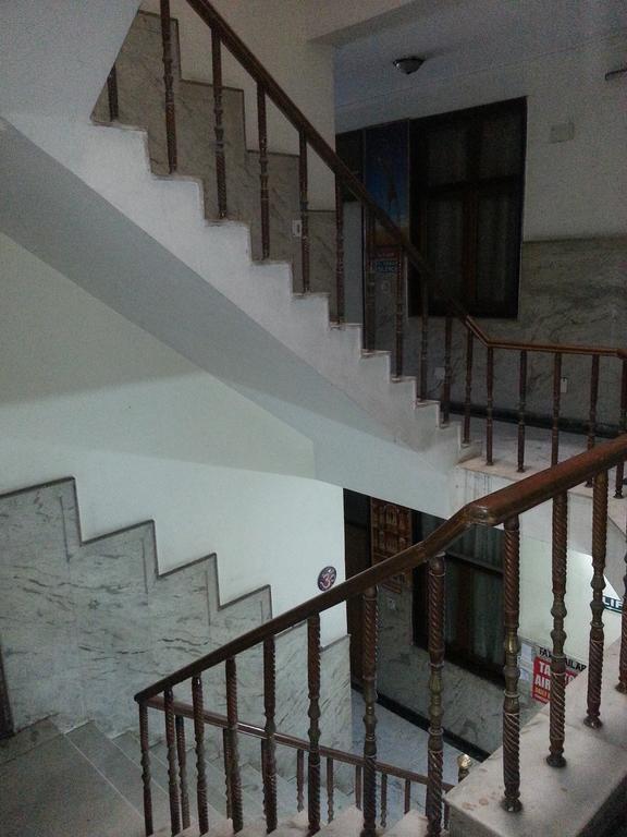 Prince 2* New Delhi