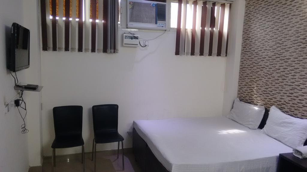 Guest house Balaji House *