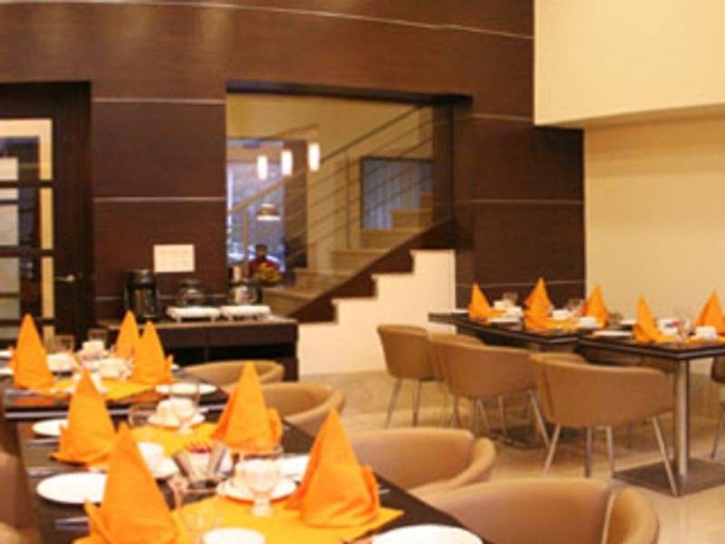 House By Howard 3* New Delhi