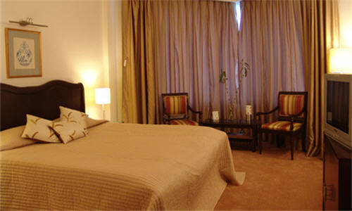 The Claremont & Convention Centre New Delhi