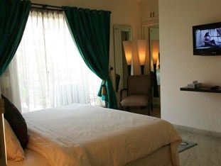Hotel Jashn Near Apollo Hospital 3*