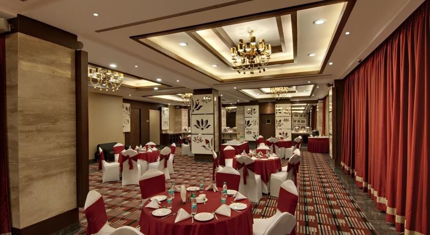 The Golden Palms & Spa, Delhi Hotel Nova Deli