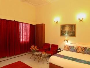 Alka Premiere Hotel