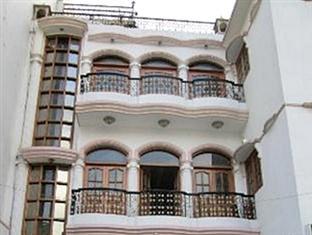 Homestay Bajaj Indian New Delhi