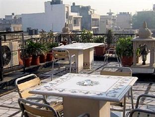 Homestay Bajaj Indian