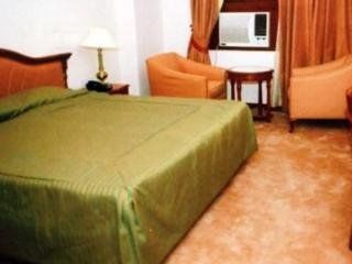 Treebo Corporate Park Hotel 3*