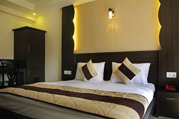 Grand Plaza 3*