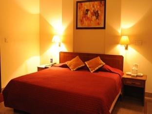 Pals Hotel 3*