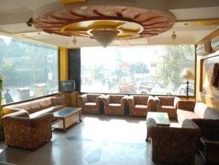 Rangoli Hotel 2*