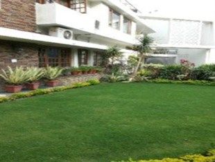 Hotel Ahuja Residency Golf Links New Delhi